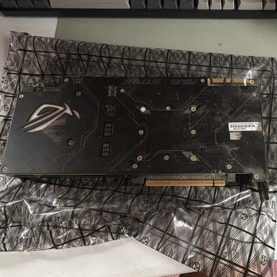 ASUS ROG Strix NVIDIA GeForce 1070ti 8GB