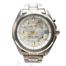 Seiko Titanium Solaruhr 7B42-0AM0 leichte Herrenuhr