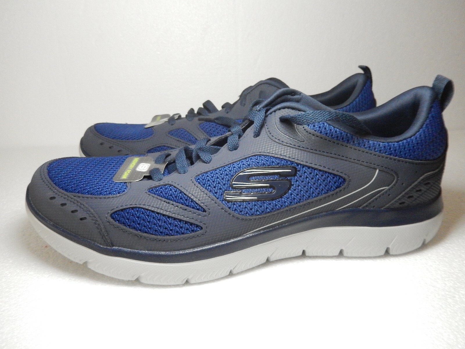 skechers relaxed fit air cooled memory foam