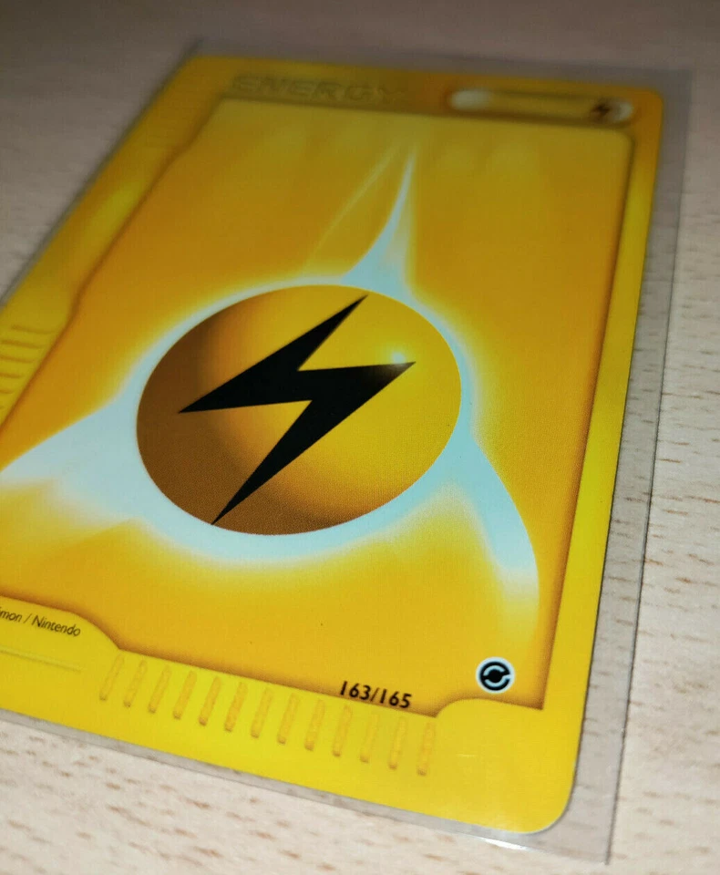 Pokemon Expedition Base Set Lightning Energy Near Mint Condition NM - Imagen 4 de 4