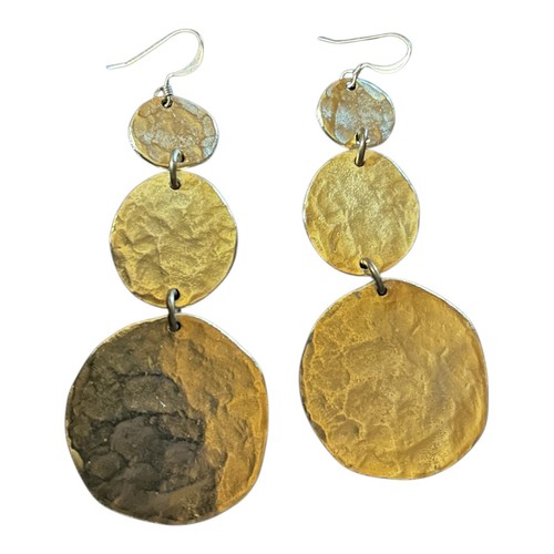 Kenneth Jay Lane Satin Gold Hammered Coin Fish Hook Pierced Earrings - Picture 4 of 5