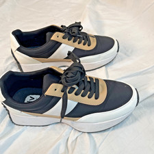 WOMENS DOLCE VITA BLACK TAN SNEAKERS SIZE 9 BREELA MODEL