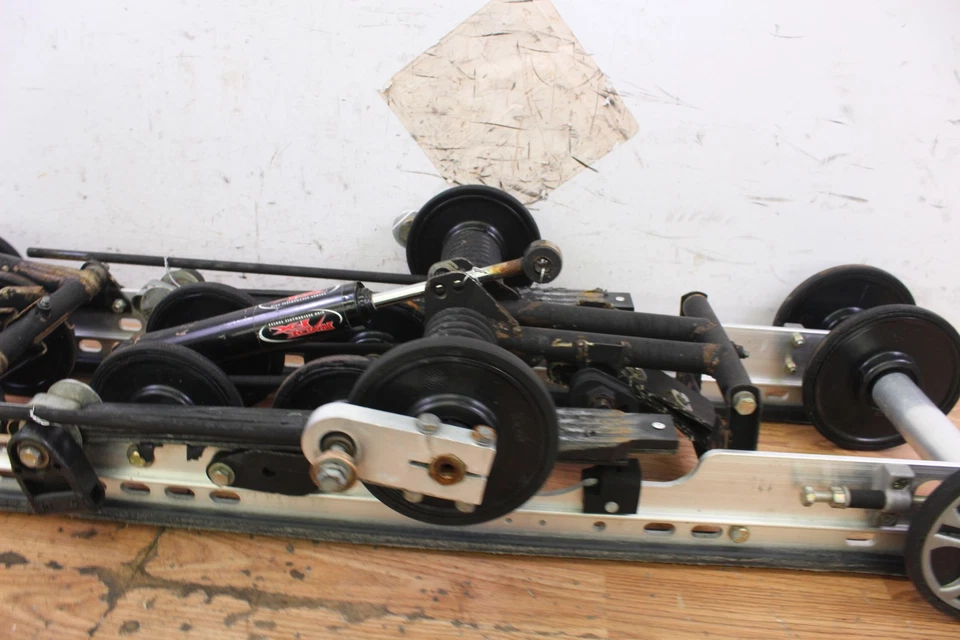 Arctic Cat T660 2002 4 tiempos Touring suspensión trasera patín con amortiguadores - 136" Foto 3 de 4