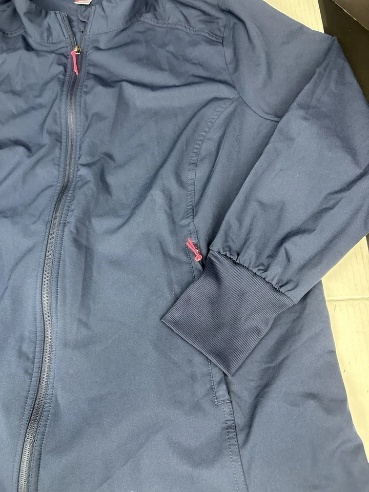 Jaqueta Koi Feminina Lite Stretch Scrub Zíper Completo Estilo Azul Marinho 459 Tamanho 2XL - Imagem 3 de 4