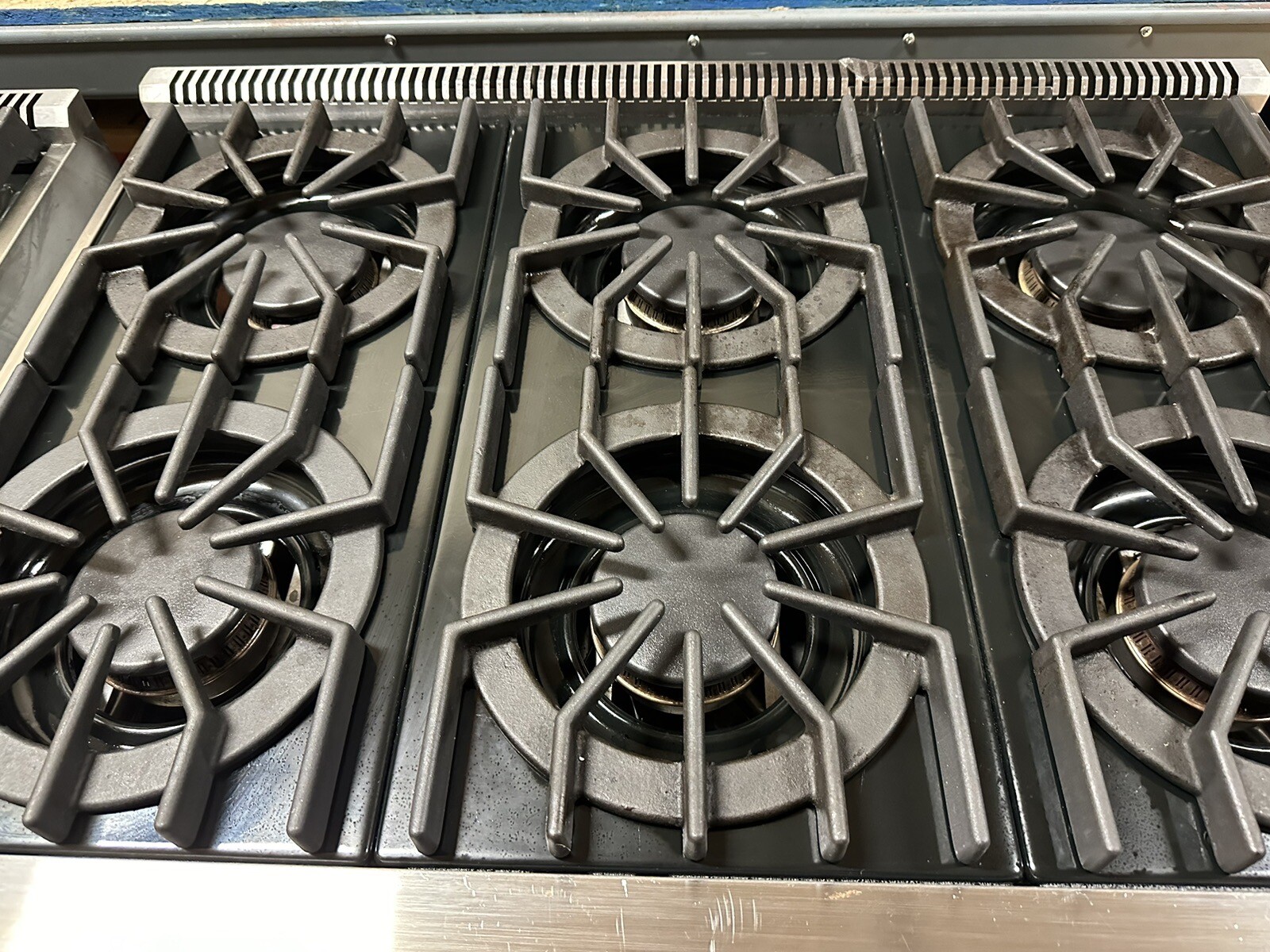 VIKING VGIC53626BSS 36" Professional All Gas Range Oven 6 Burner