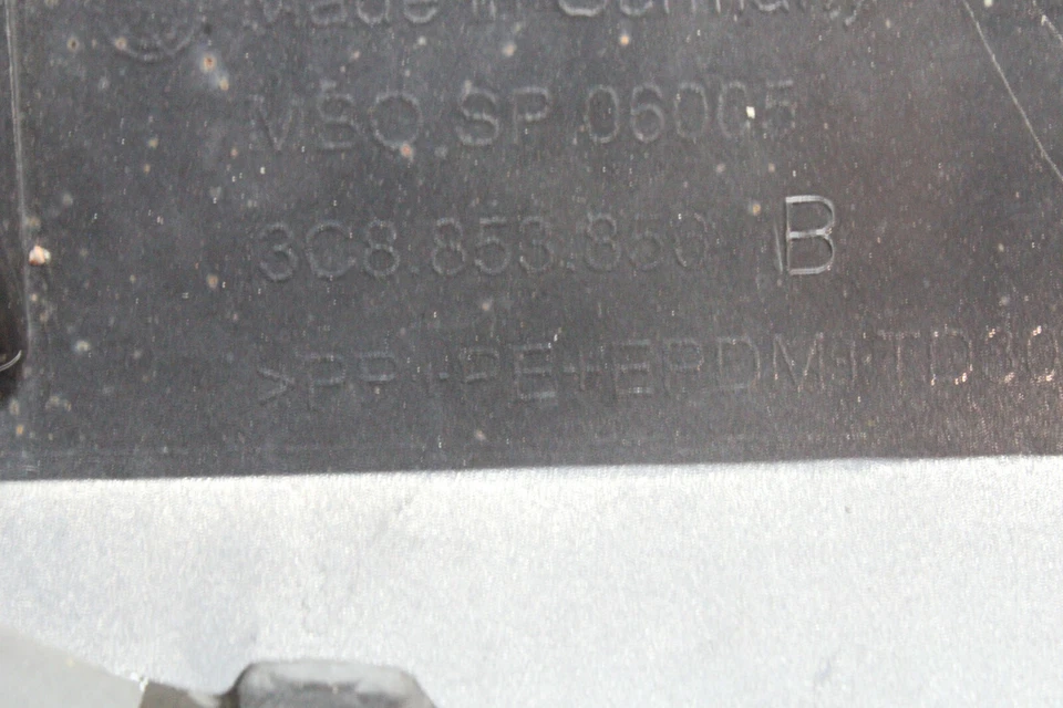 VW CC 2011 lado del pasajero derecho panel basculante moldeado LC9X negro OEM 09 10 11 Foto 2 de 4