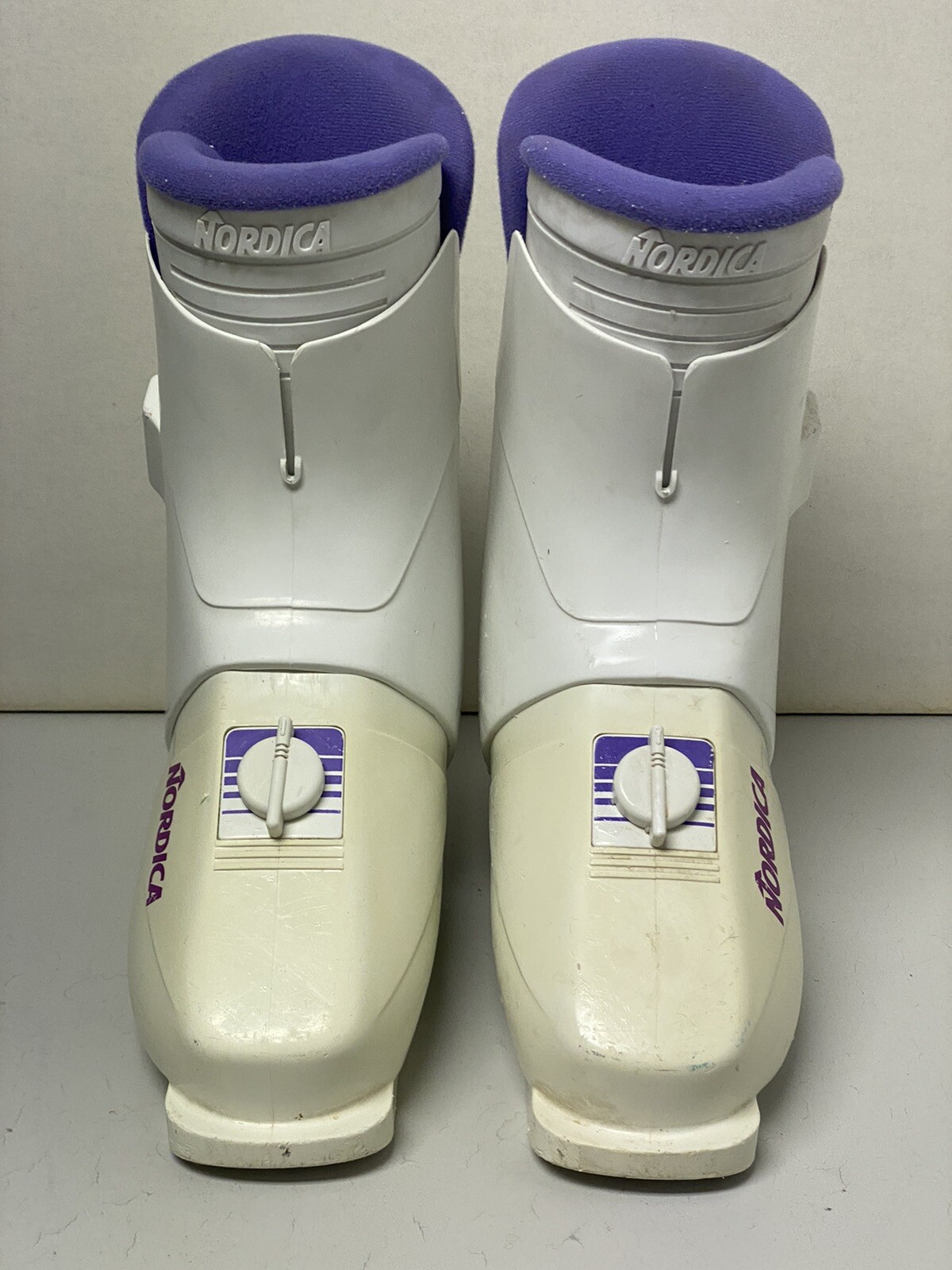 SALOMON Stivali da sci vintage da uomo 250 255 Nordica N357 ingresso posteriore.