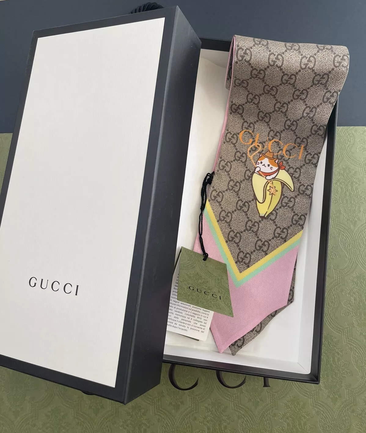 ÉCHARPE/ARC À ENCOLURE COU GUCCI SOIE GG JACQUARD neuf