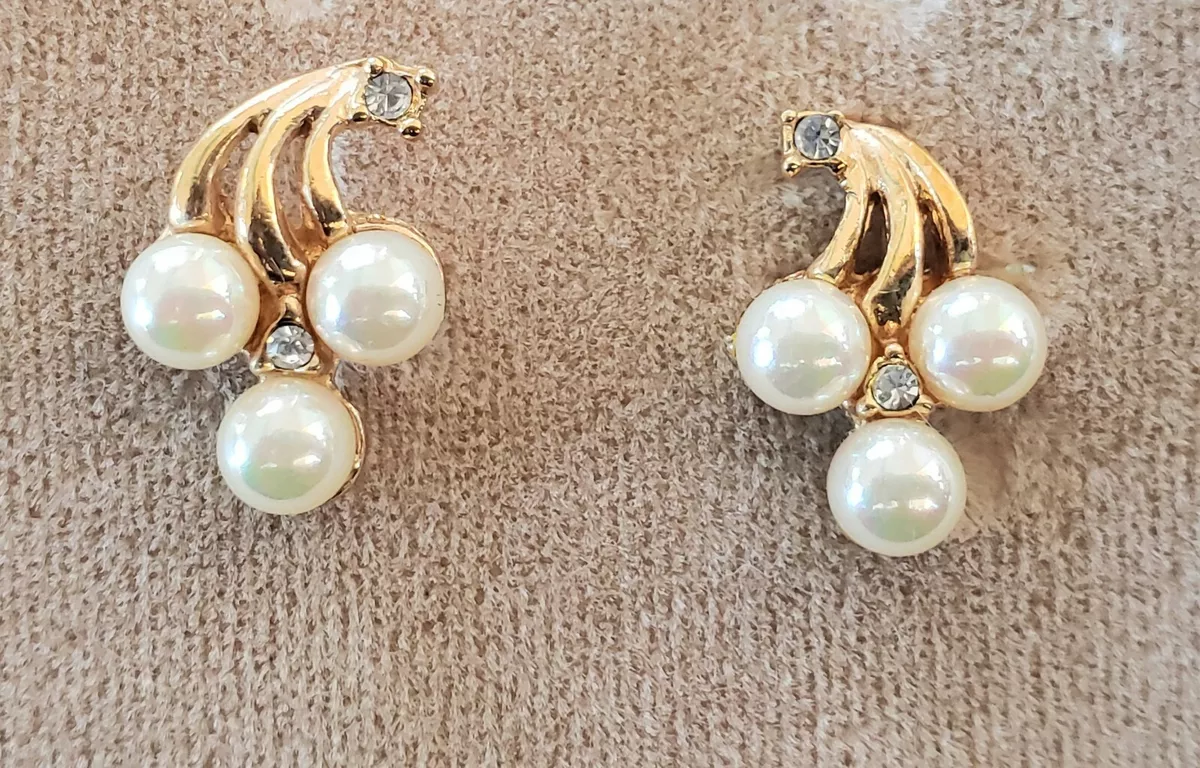 Pearl earrings 2024 costume jewellery