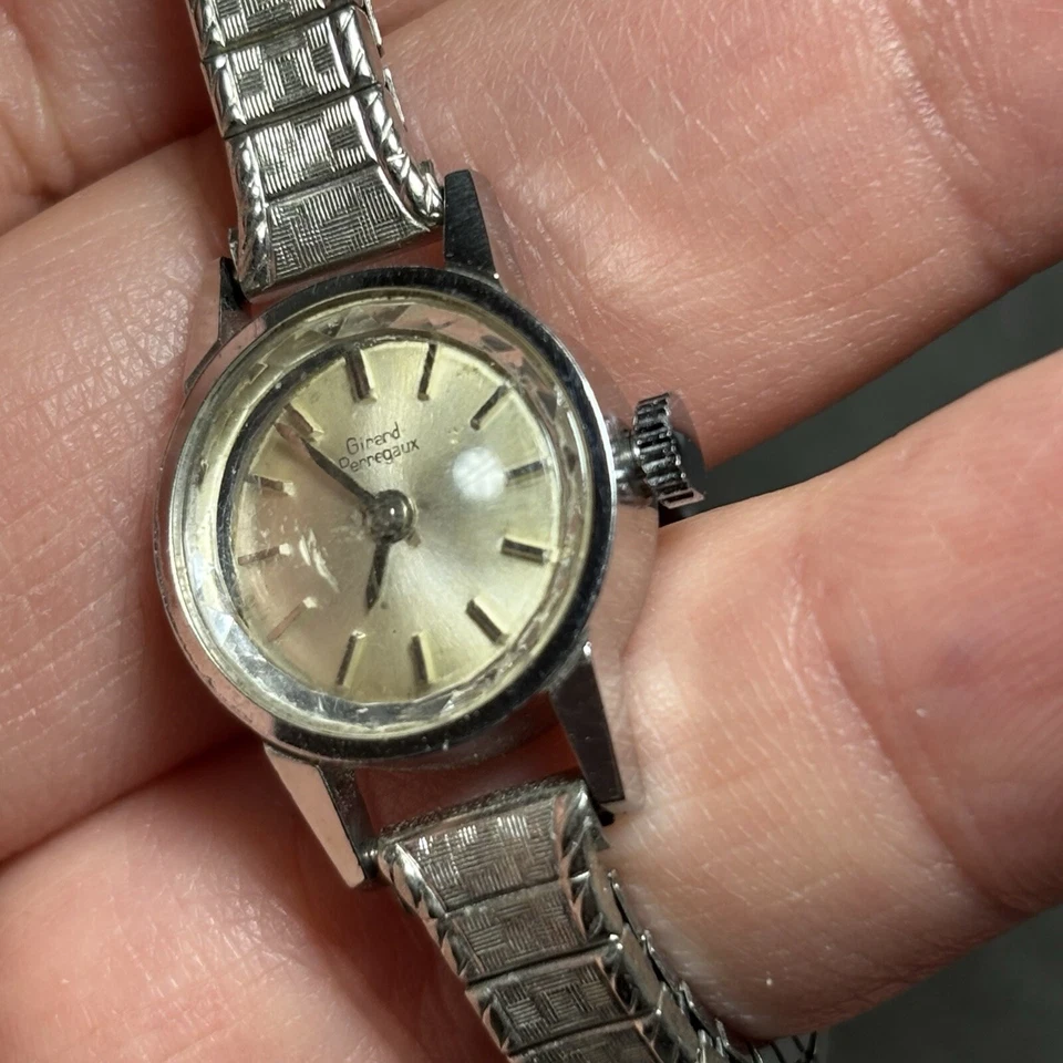 Reloj mecánico de cuerda vintage Girard Perregaux para damas cóctel funcionando Foto 2 de 4