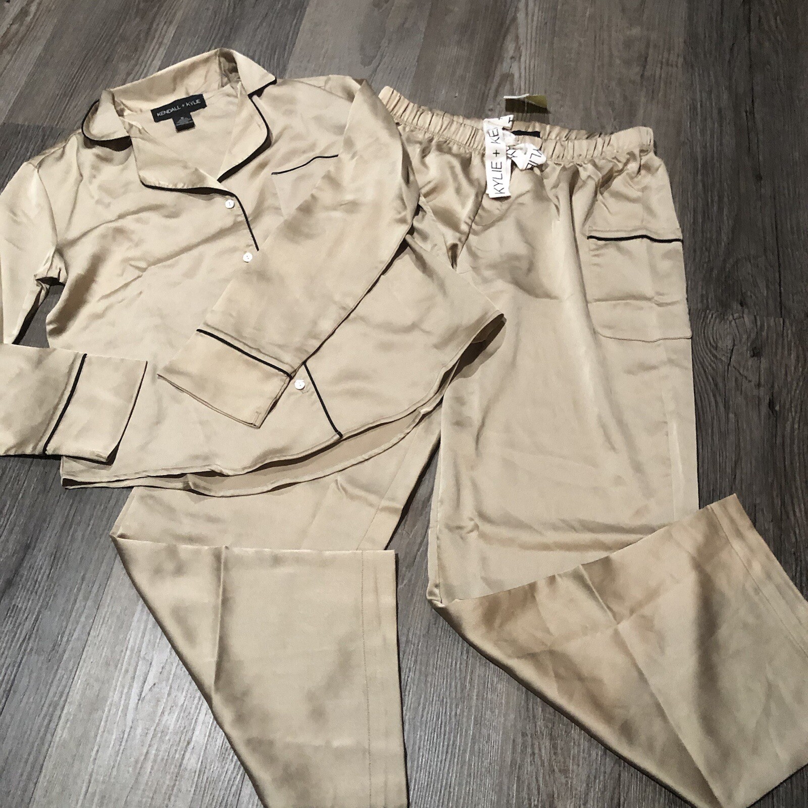 KENDALL + KYLIE  Beige Brown Tan Gold Satin Set Sample Rare Blogger S NWOT
