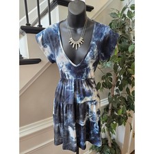 Urban Outfitters Mini Dress Women's SZ XS Blue/White Tie-Dye Short Sleeve V-Neck