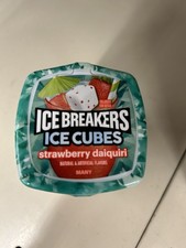 Ice Breakers Ice Cubes Strawberry Daiquiri Sugar-Free Chewing Gum 3.24 oz Bottle