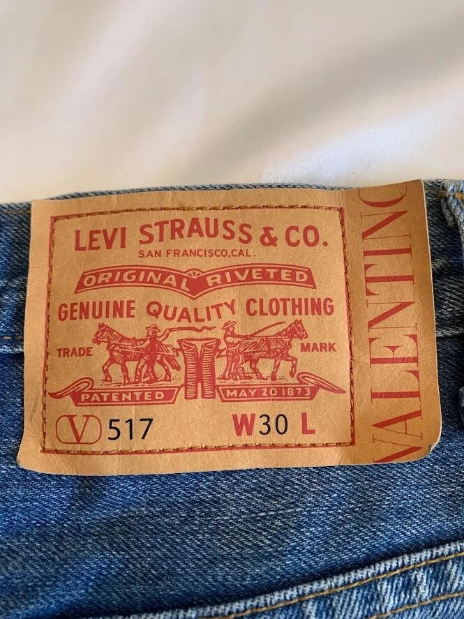 VALENTINO X LEVI'S COLLABORATION 1969 RE-EDITION 517 SUPER RARE JEANS Sz 30 NWT