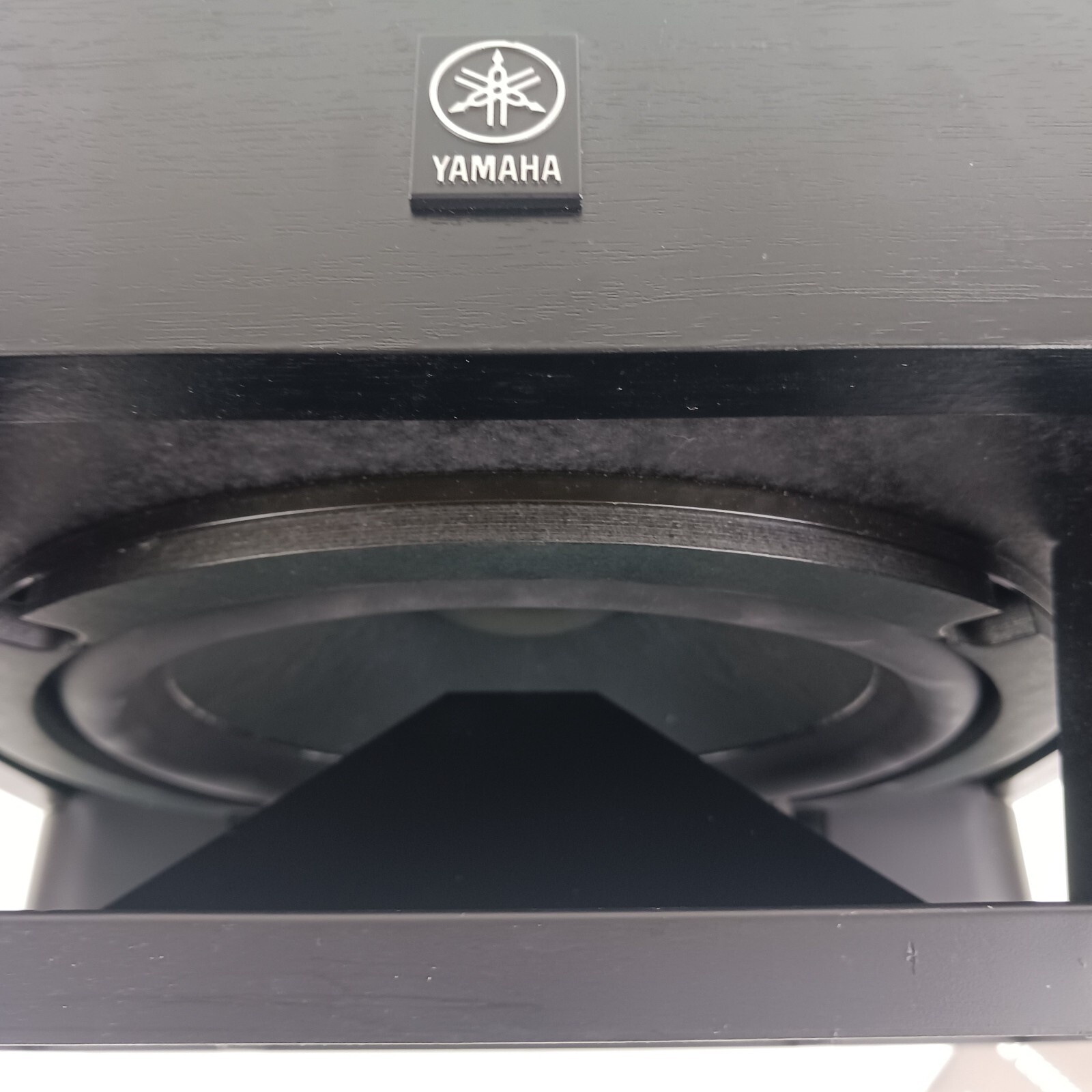 Yamaha Wired Powered Subwoofer sw315 With Manual Model YSTSW315