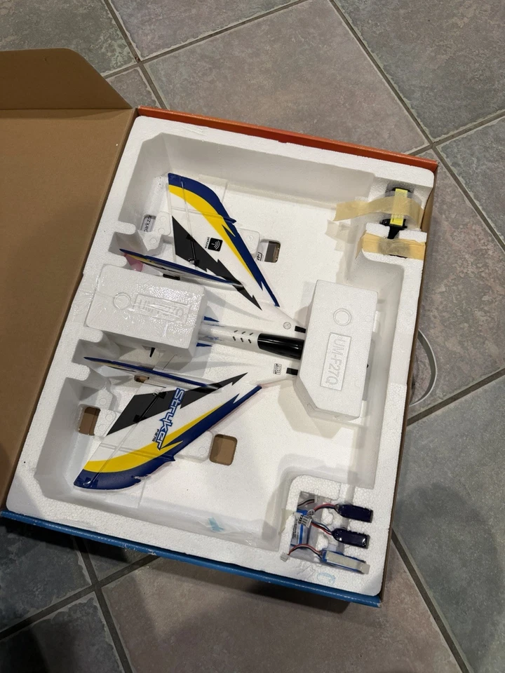 MINT! UMX Micro R/C BNF Airplane parkzone E-Flite F-27q Stryker 180 ultra micro - Image 2 of 4