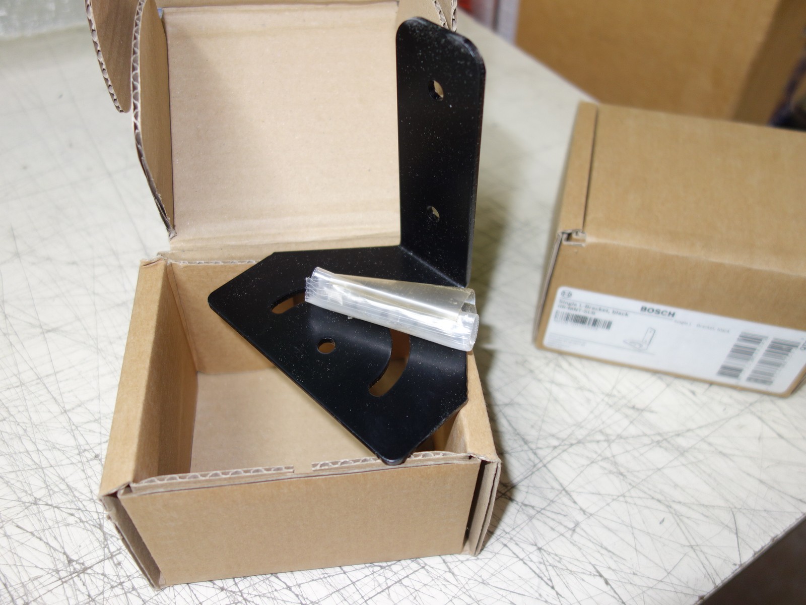 Bosch IIR-MNT-SLB Sensor Mount IR ILLUMINATOR 5000 Single L-Bracket * NEW