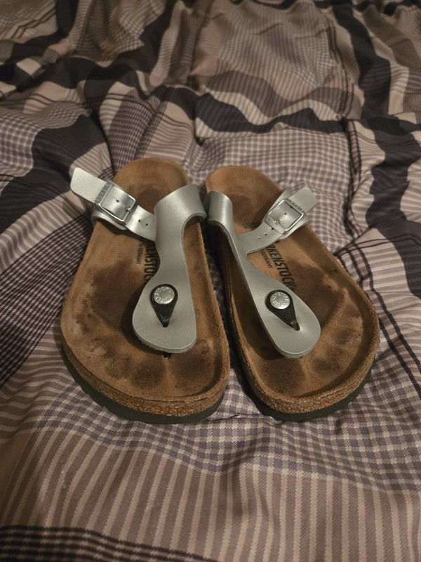 Birkenstock Silver Sandals 7M