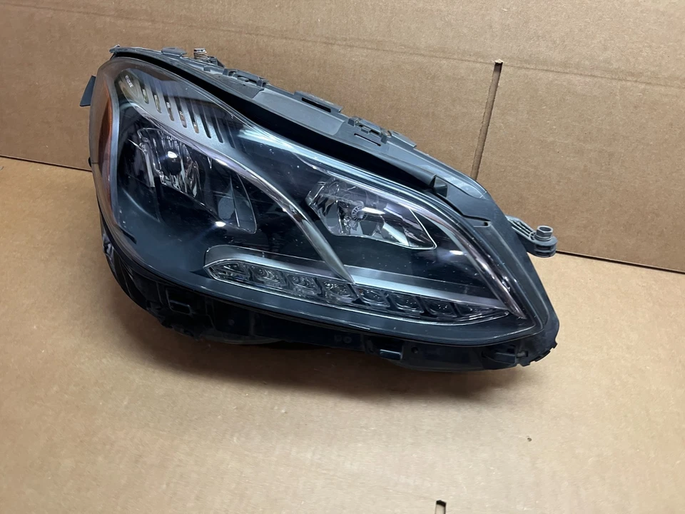 OEM 2014-2016 MERCEDES-BENZ E300 E350 E500 E550 FARO LED NO AFS sedán derecho Foto 3 de 4