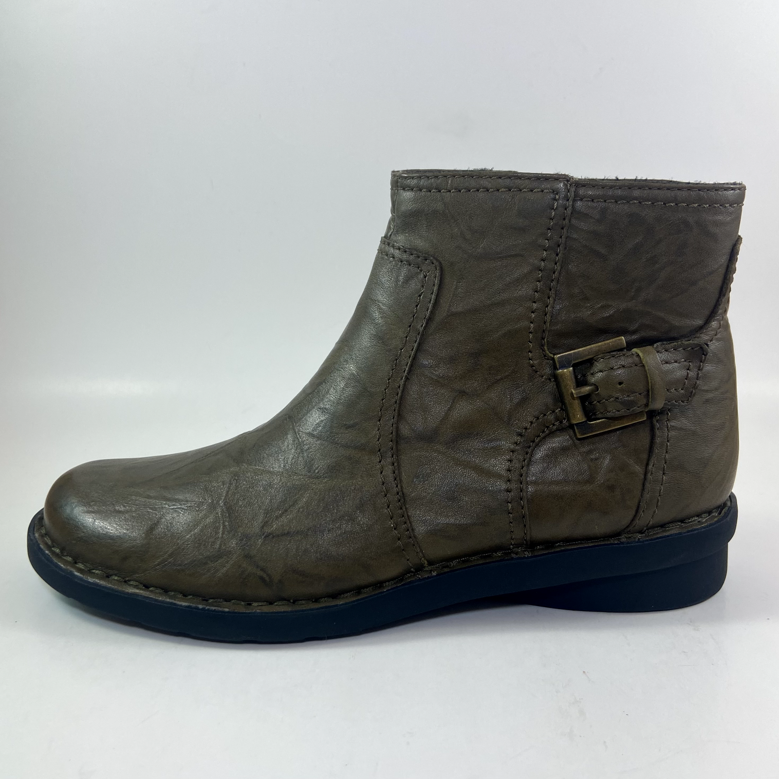 Buckled Ankle Boot; Clarks Olive Original 64; Zippered Shoe; 7.5M New in Box NIB