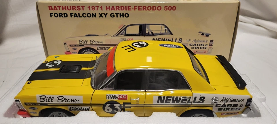 Autoart 1:18 Bill Brown XY GTHO BATHURST 1971 - image 4 of 4