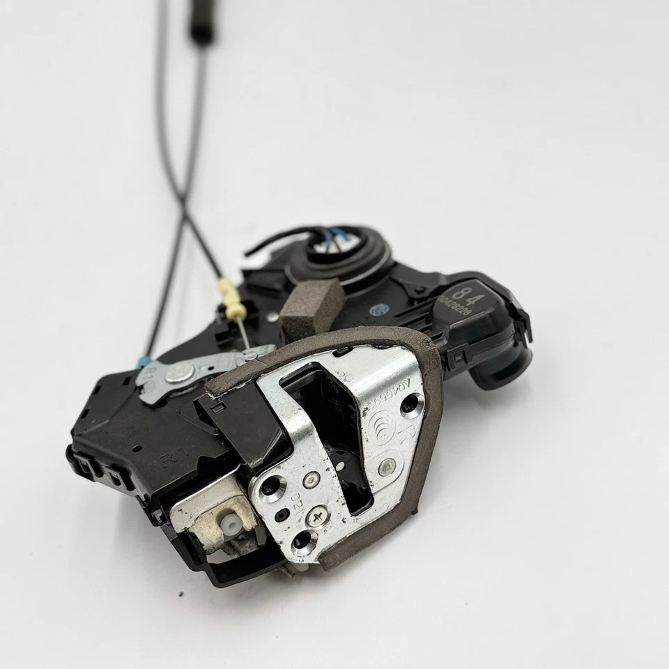 Actuador de bloqueo de puerta para pasajero Suzuki Grand Vitara 2010 probado OEM Foto 4 de 4