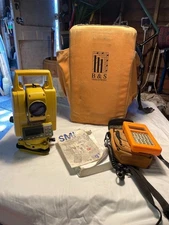 Topcon GTS225 Total Station w/ Battery, Charger, SMI Surveying Calculator, Case