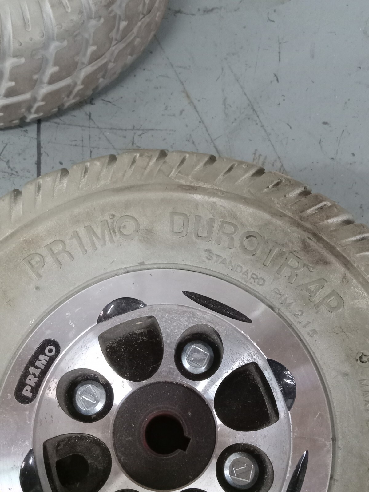 Pronto M71 Sure Step Drive Wheels Pr1mo Durotrap 3.00 4 Solid Rubber