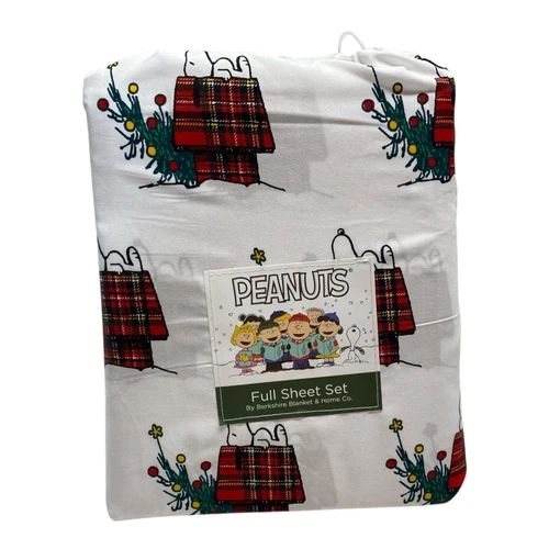 Peanuts Snoopy Plaid Doghouse Christmas Tree Full Sheet Set 4pc Kids Room Decor