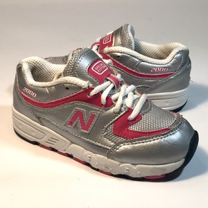 new balance 2001