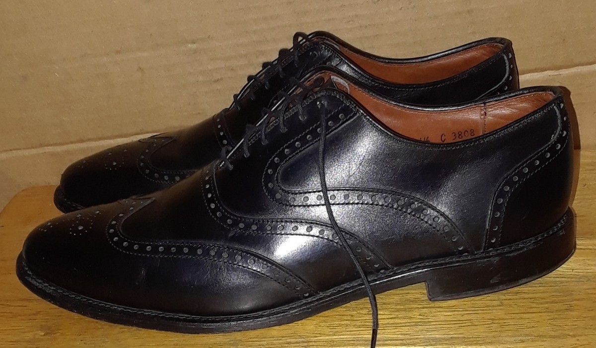 Allen Edmond McClain Wingtip Oxfords McAllister Wingtip Oxford Dress Shoe | Men main image 3