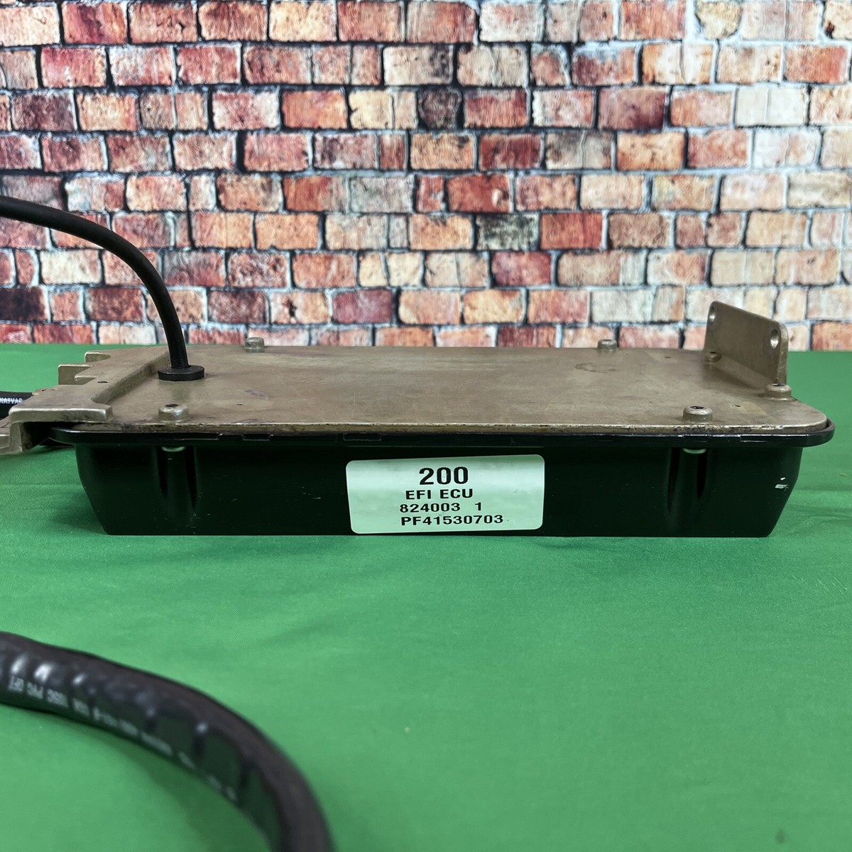 1998-1999 Mercury 200 EFI Engine Control Module ECU 824003 1998-1999 Mercury 200 EFI Engine Control Module ECU 824003