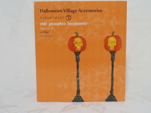 Dept. 56 Halloween Village Accessory EVIL PUMPKIN LAMPPOST 4033847 NIB - Picture 1 of 1