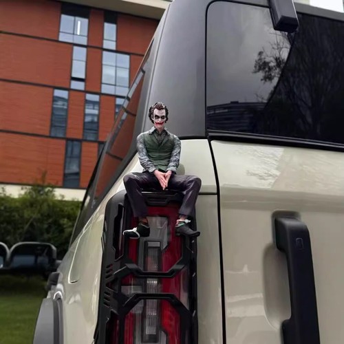 Decorazione auto DC Comics Heath Ledger Joker piccole figure giocattolo che cambiano faccia 9 pollici - Foto 3 di 8