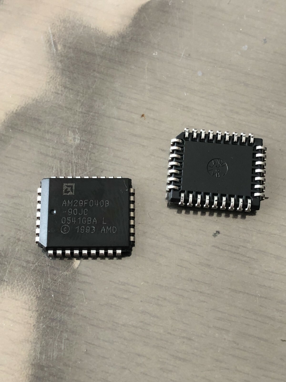 AM29F040-90JC AMD 29F040 4 MEG FLASH 90NS PLCC AM29F040 -2PCS(E2 - Foto 8