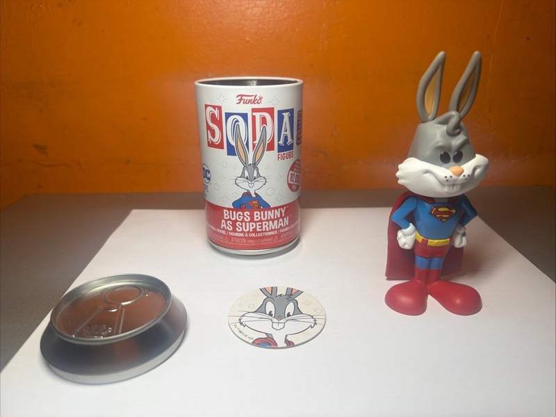 Funko Soda 2023 Funko Wondercon Limited Edition Bugs Bunny As Superman 1/8400