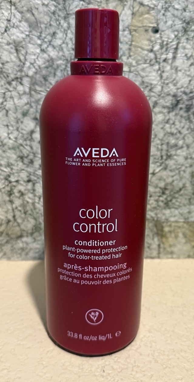 Control Conditioner - Free Pump - 33.8 Fl Oz (1 Liter) Sealed