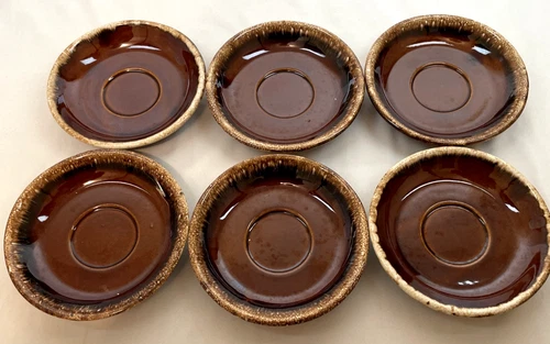 VINTAGE HULL BROWN DRIP 6 SAUCERS