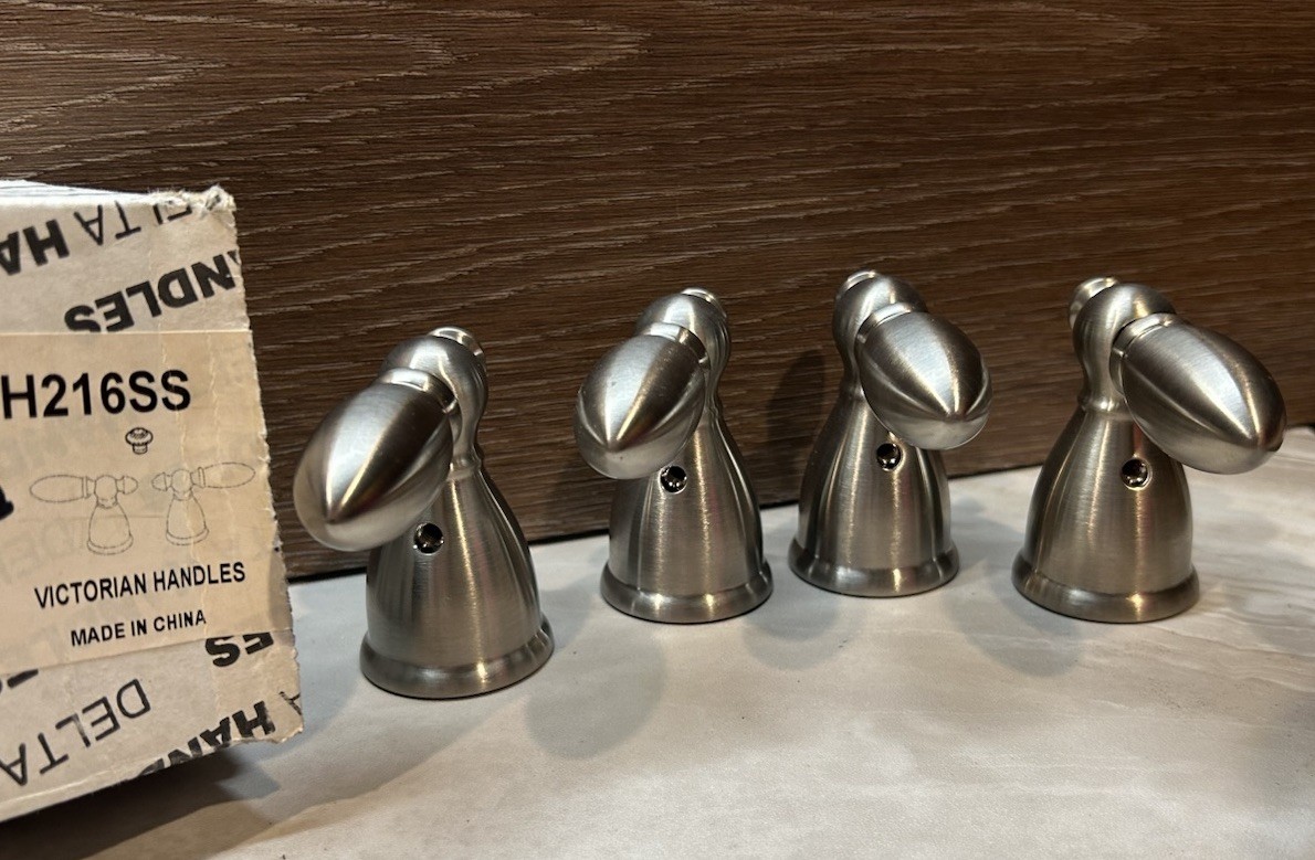 Delta H216SS Victorian Metal Lever Handle Set  of 4, Stainless Steel Finish