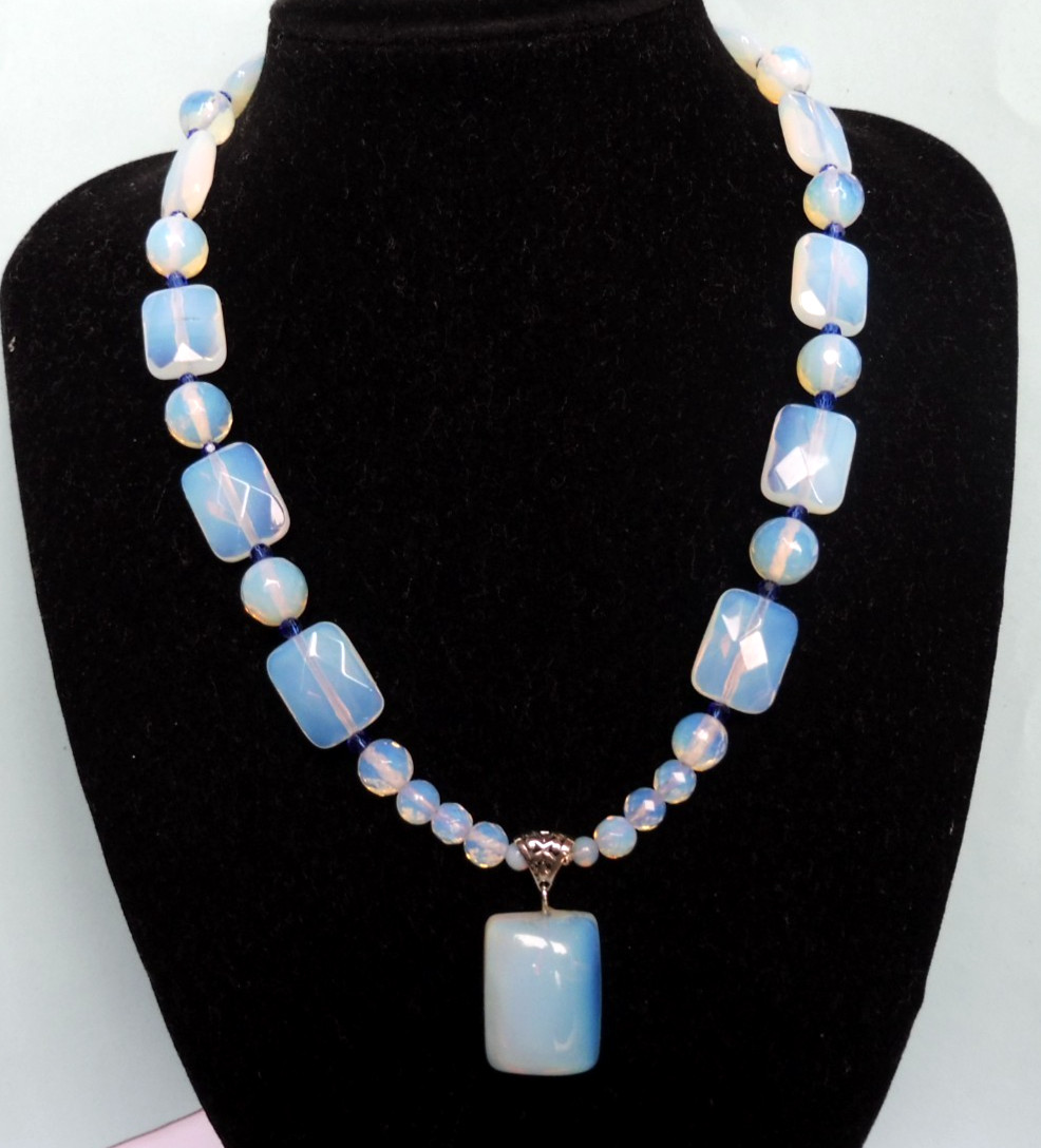 Collier en opale et tanzanite anti-ternissement en argent massif