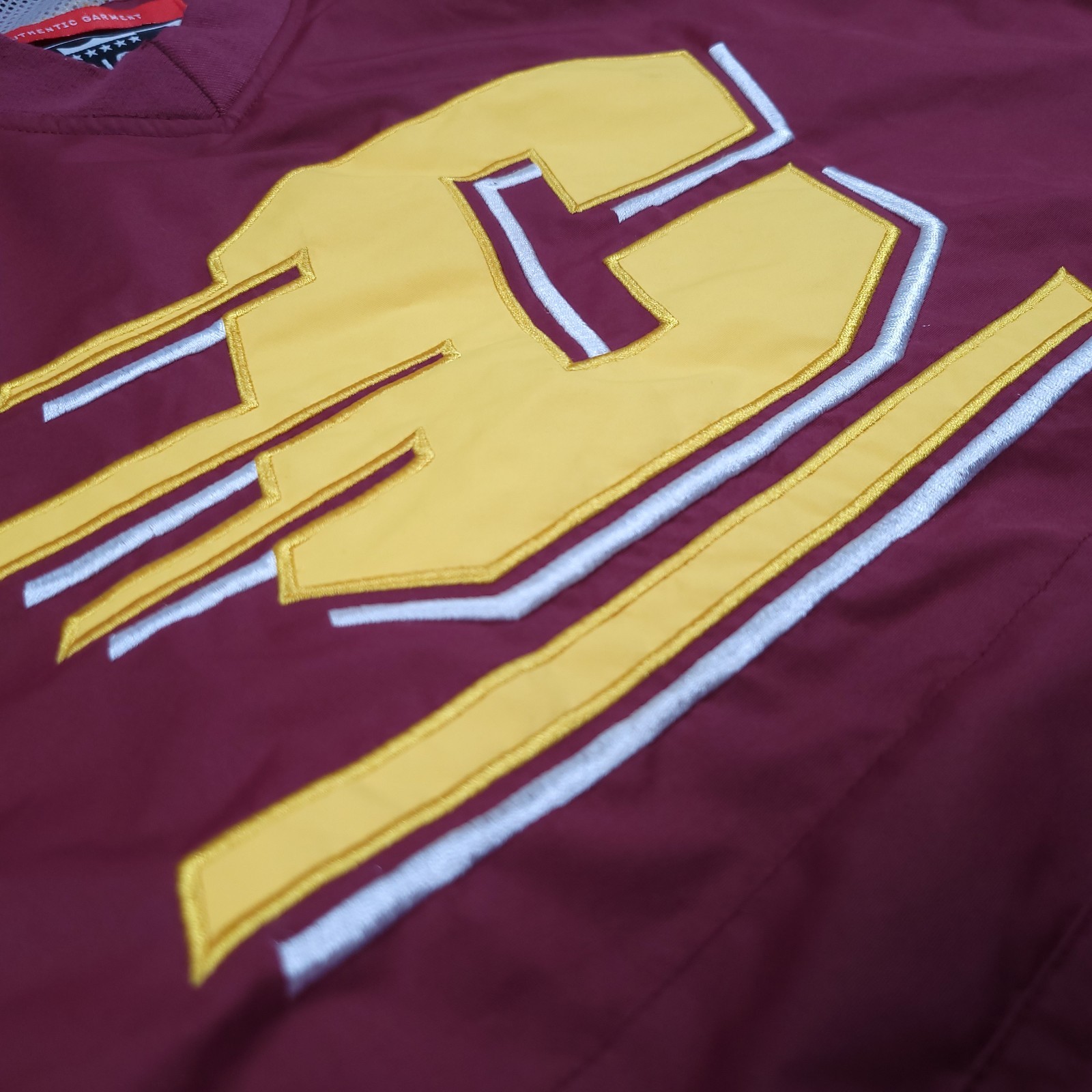 Vintage Central Michigan Chippewas Jacket Men XL Y2K Center Big Logo Pullover