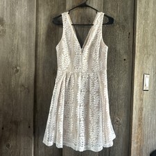 Lulus Dress Womens Small All My Heart White Lace Lined Skater Plunging V Neck