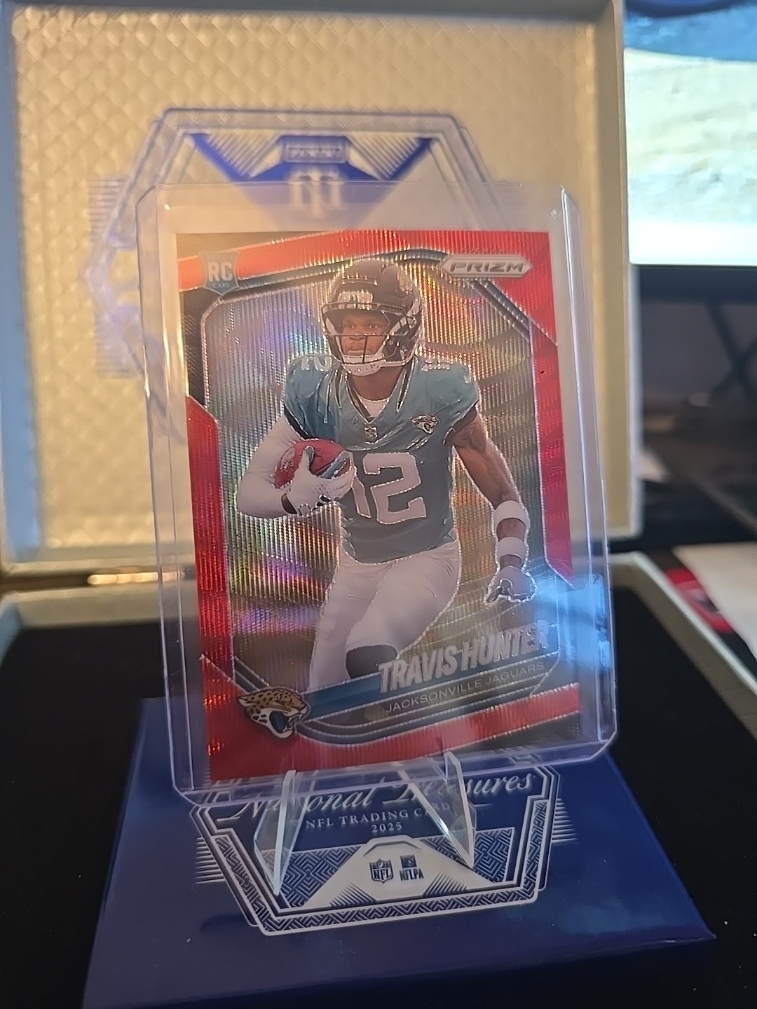 2025 Panini Prizm - Rookies Travis Hunter #301 Red Wave Prizm /149 (RC)