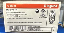 20A Ivory Gfci Outlet 2097TRI Pass And Seymour GFI receptacle NEW
