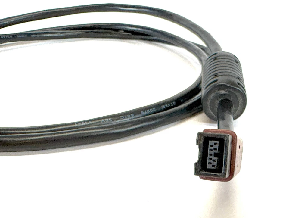 Granite Digital Firewire 800 1394b Cables - (1) 3-Ft and (1) 6-Ft, Ferrite Beads - Image 3 of 4