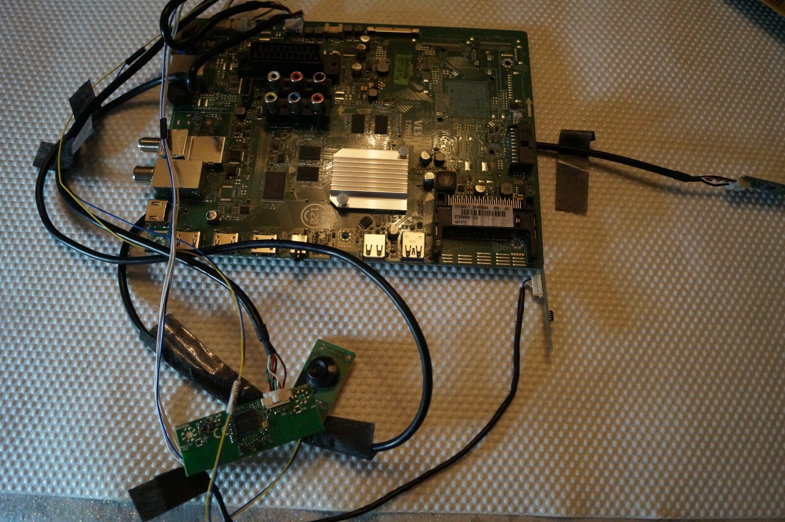 MAIN BOARD 17MB120 23438044 FOR 43"" TOSHIBA 43U6763DB LED TV, VES430QNDL-2D-U11