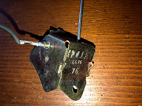 NOS 1974 Dodge Plymouth 6 198-225 Holley 1945 1bl Carburetor Choke Thermostat - Picture 3 of 7