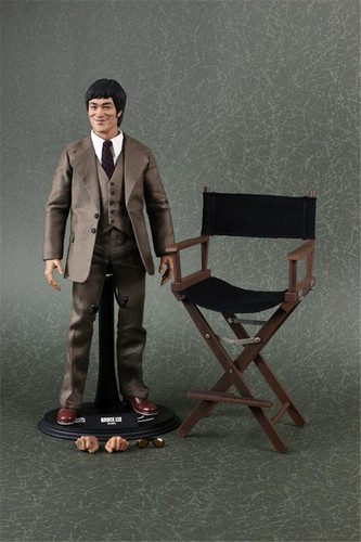 HOTTOYS 1/6 MIS11 Smile Bruce Lee Suit Version Action Figure Model In Stock - Picture 4 of 7