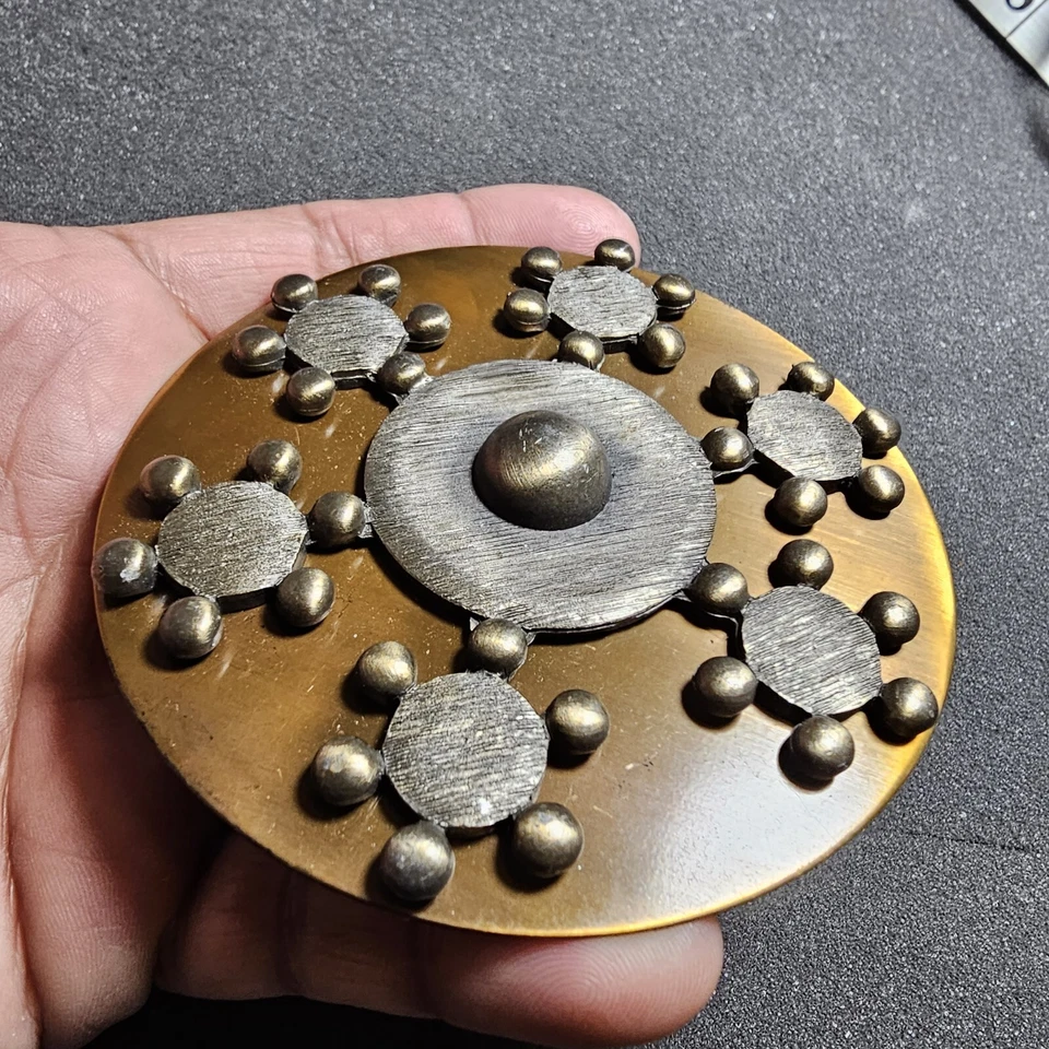 Hebilla de cinturón redonda de cobre vintage de 3,5 pulgadas de ancho  Foto 2 de 4