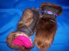 Beaver Fur Mittens Hand made in Alaska Size Small excellent craftsmanship, black